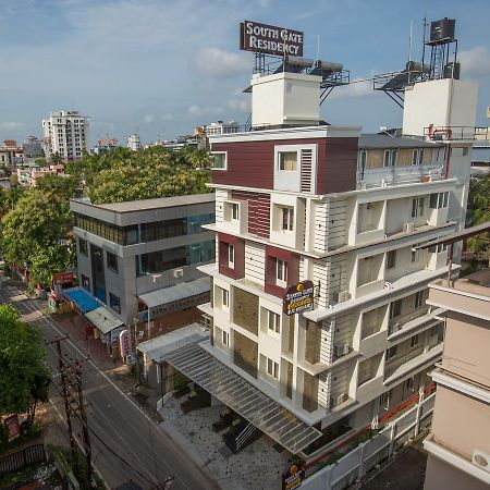 南门公寓 Kochi 外观 照片